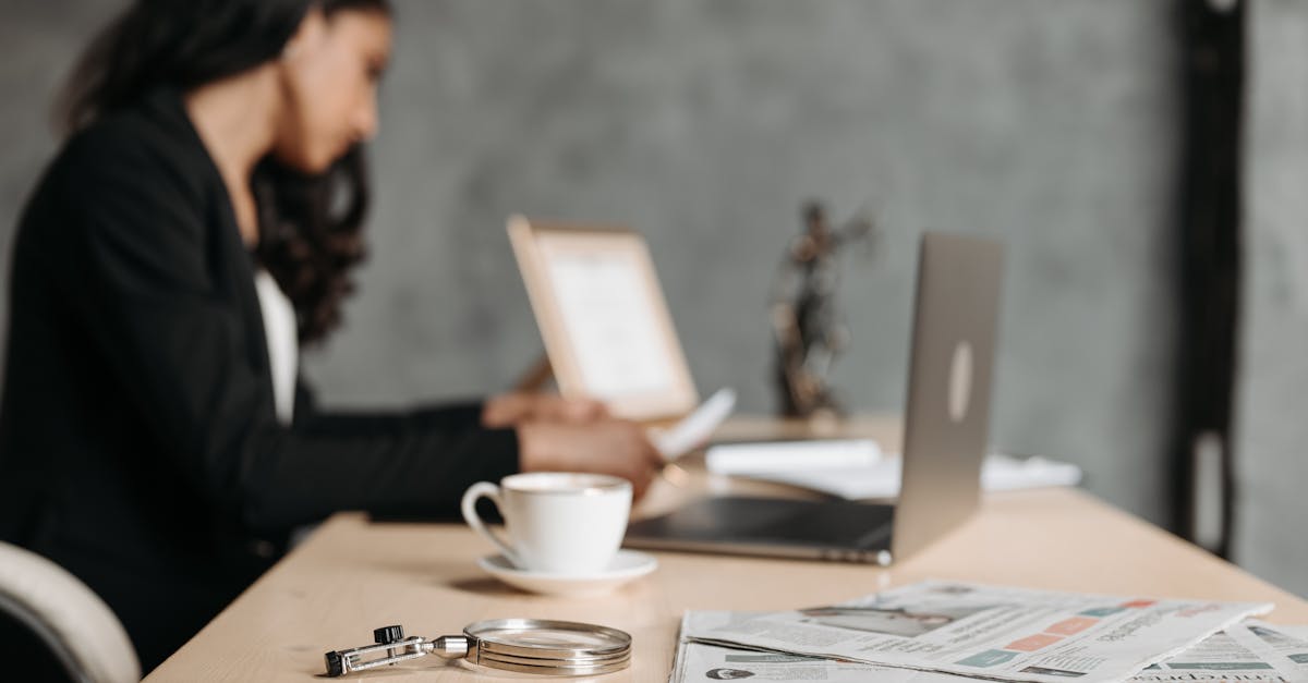 découvrez notre comparateur d'avocats pour choisir le meilleur professionnel selon vos besoins légaux. comparez les tarifs, les spécialisations et les avis des clients pour faire le bon choix.